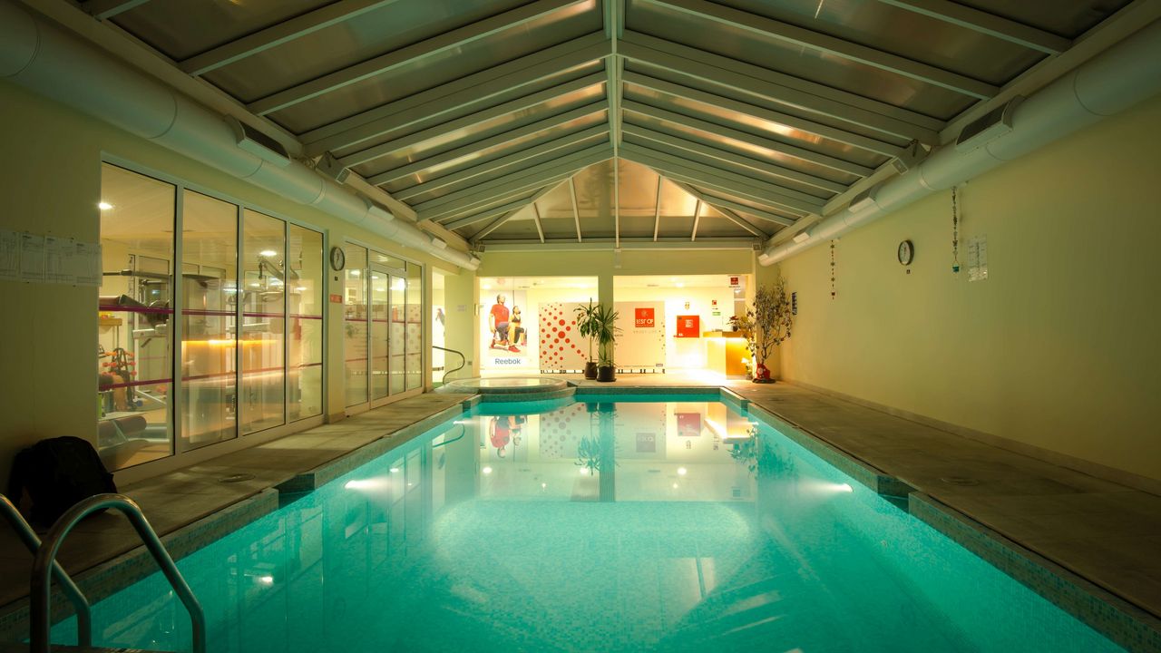 Hotel Angra Garden - piscina interior