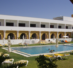 Hotel Dom Fernando - piscina
