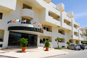 Hotel Apartamento Oceanus - frente